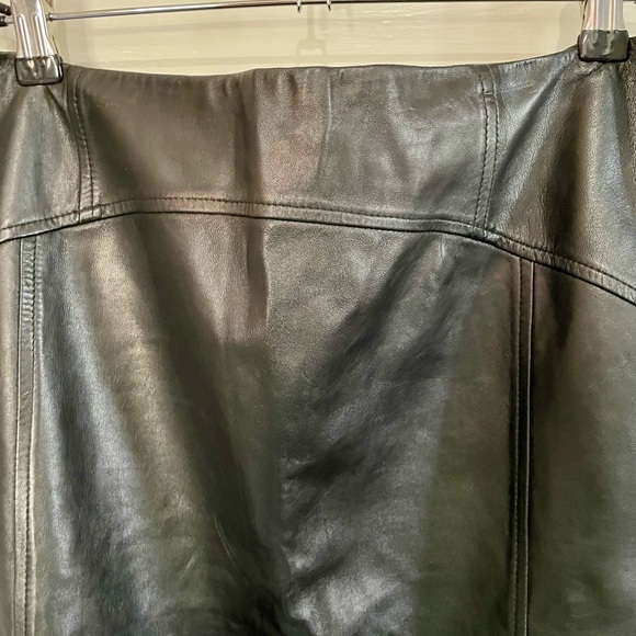 Talbots Black Leather Pencil Skirt, Size 12 - Picture 2 of 5